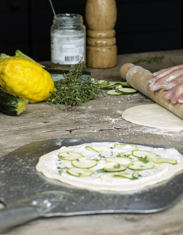 Big Green Egg Aluminum Pizza Peel 5 Big Green Egg Aluminum Pizza Peel - Image 5