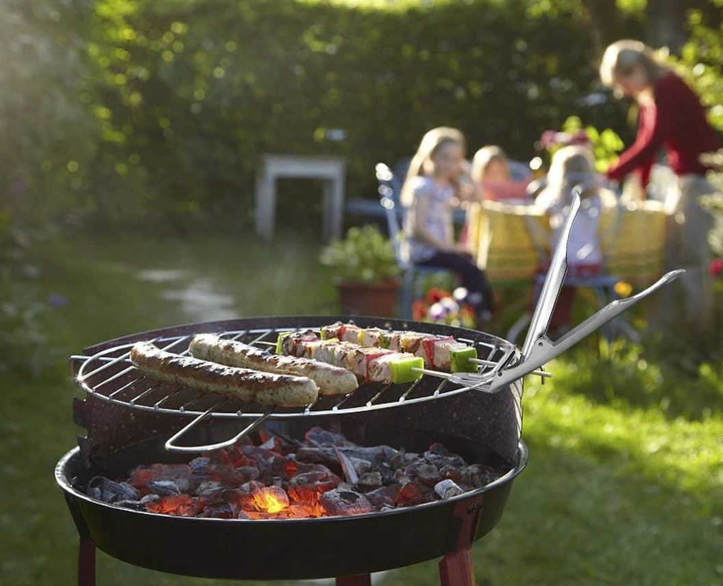 Big Green Egg Grill Grid Gripper 3 Big Green Egg Grill Grid Gripper - Image 3