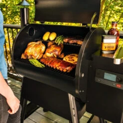 Traeger Black Pro 780 WiFi-Enabled Pellet Grill -Courtyard Home Furnishings Store 088651 2