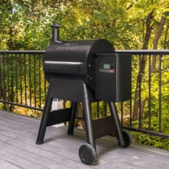 Traeger Black Pro 780 WiFi-Enabled Pellet Grill -Courtyard Home Furnishings Store 088651 3