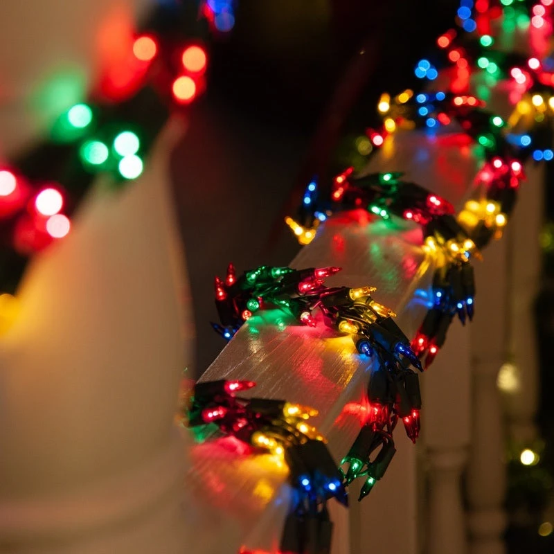 9' Light Garland Chain With 300 Incandescent Lights 2 9' Light Garland Chain With 300 Incandescent Lights - Image 2
