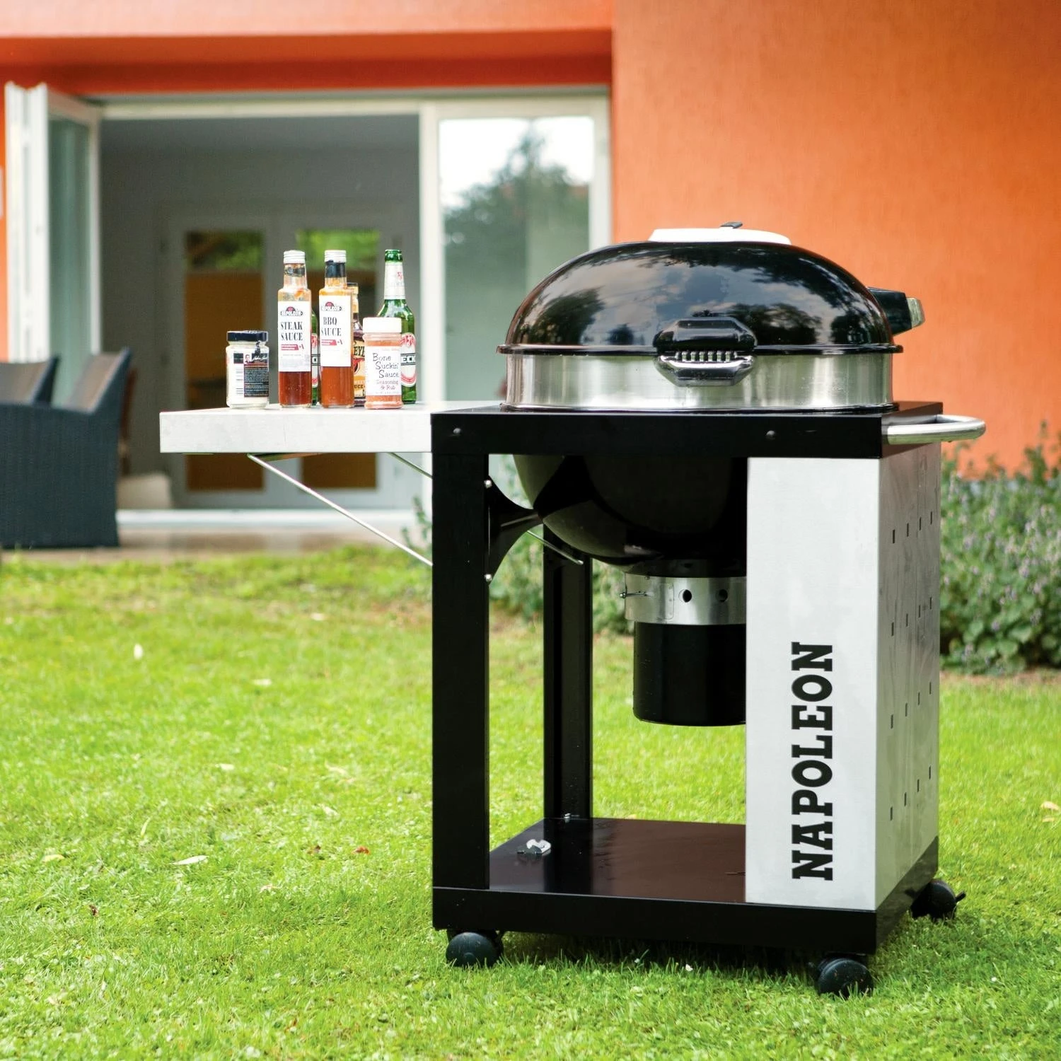 Napoleon 22" PRO Cart Charcoal Kettle Grill 4 Napoleon 22" PRO Cart Charcoal Kettle Grill - Image 4