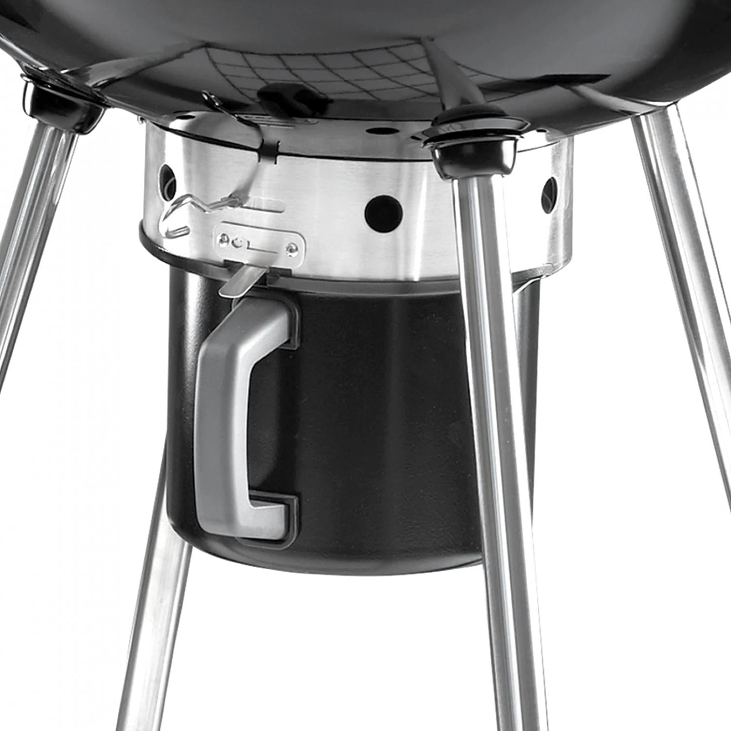 Napoleon 22" PRO Cart Charcoal Kettle Grill 9 Napoleon 22" PRO Cart Charcoal Kettle Grill - Image 9