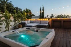 Freeflow Spas Monterey™ Premier Hot Tub -Courtyard Home Furnishings Store 094273 6 7b0e5732 1e56 4fdf af7e 983eddb82ac0