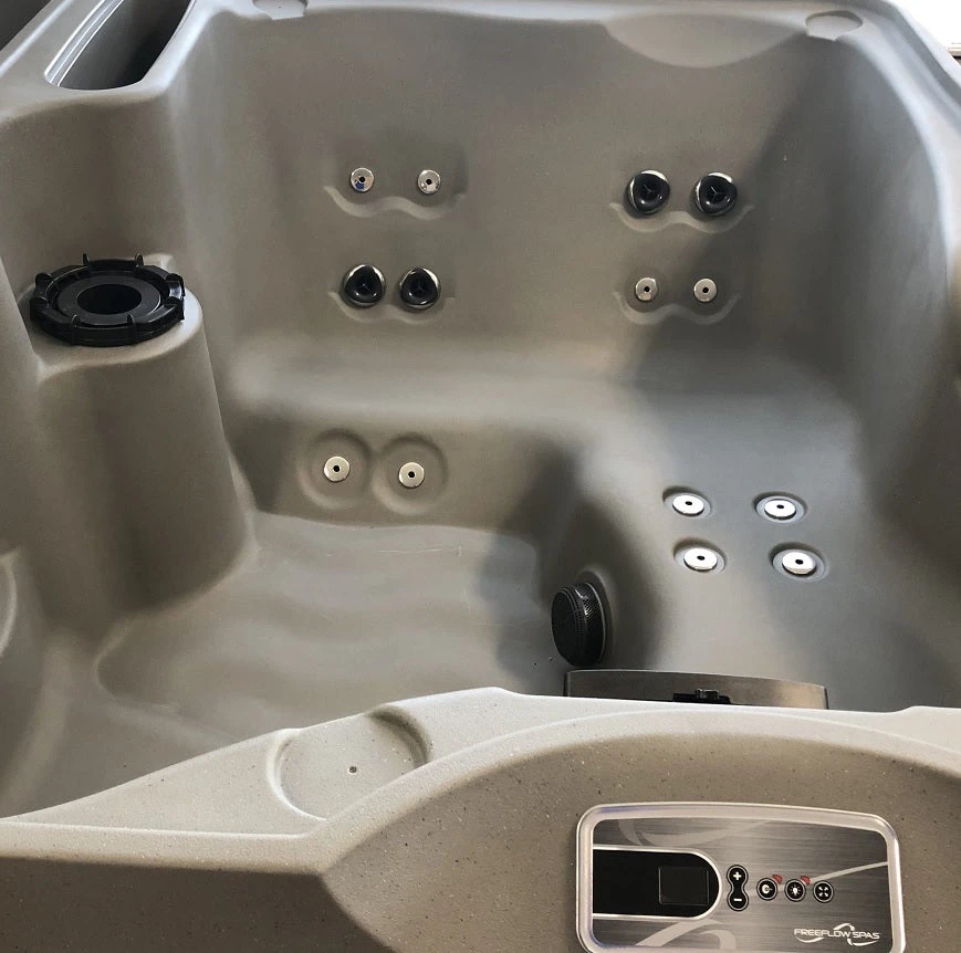 Freeflow Spas Azure™ Premier Hot Tub 9 Freeflow Spas Azure™ Premier Hot Tub - Image 9