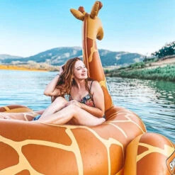 Swimline's Giant Giraffe Pool Float Ride-On -Courtyard Home Furnishings Store 097371 2