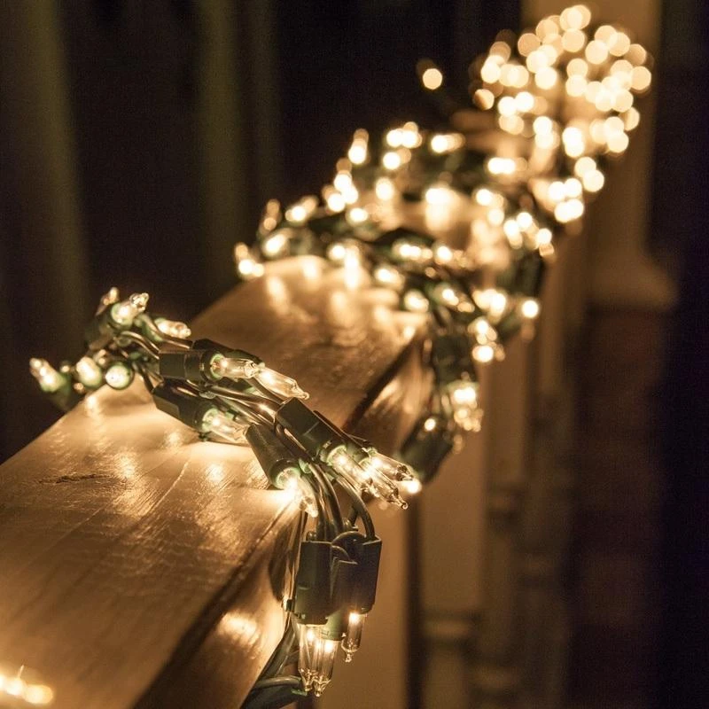 9' Light Garland Chain With 300 Incandescent Lights 3 9' Light Garland Chain With 300 Incandescent Lights - Image 3