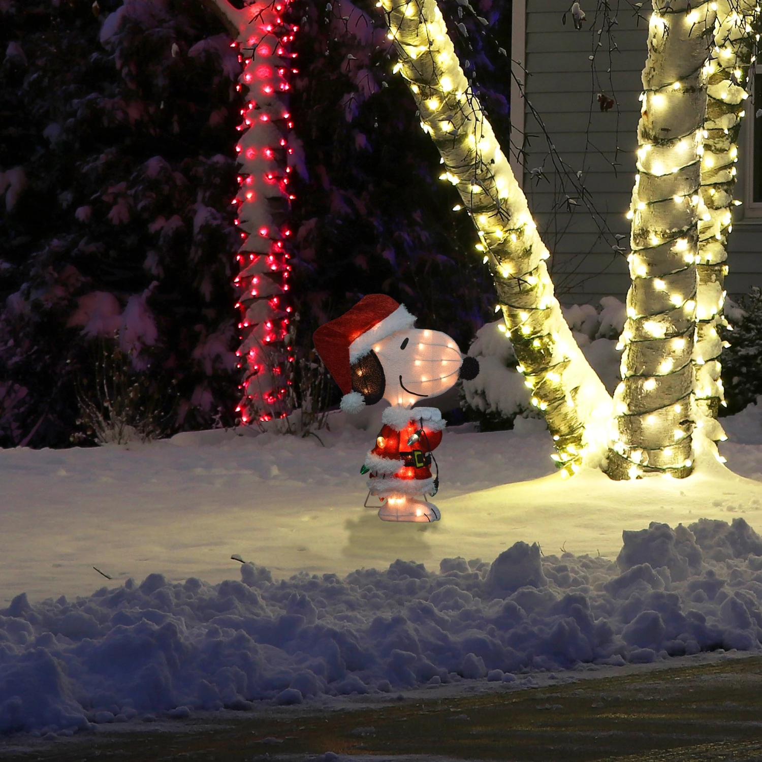 24" Peanuts® 2D Pre-Lit LED Snoopy In Santa Suit Yard Art 4 24" Peanuts® 2D Pre-Lit LED Snoopy In Santa Suit Yard Art - Image 4