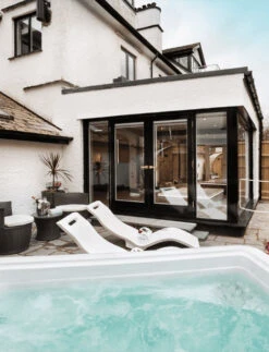 *art Artesian Spas 737LE Deluxe Class South Seas Portable Hot Tub -Courtyard Home Furnishings Store 737LE 2