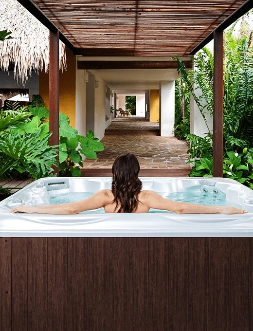 Artesian Spas 748B Deluxe Class South Seas Portable Hot Tub 2 Artesian Spas 748B Deluxe Class South Seas Portable Hot Tub - Image 2