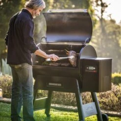 Traeger Ironwood 885 WiFi-Enabled Pellet Grill With Sensor -Courtyard Home Furnishings Store 74b98fb7ed980343e7ce33aec0c0090e
