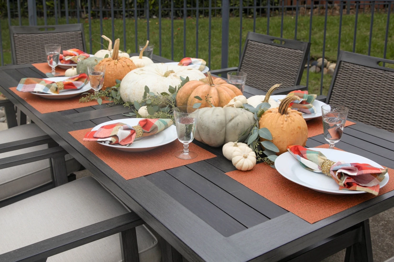 Albany Deep Seating Dining Collection 5 Albany Deep Seating Dining Collection - Image 5