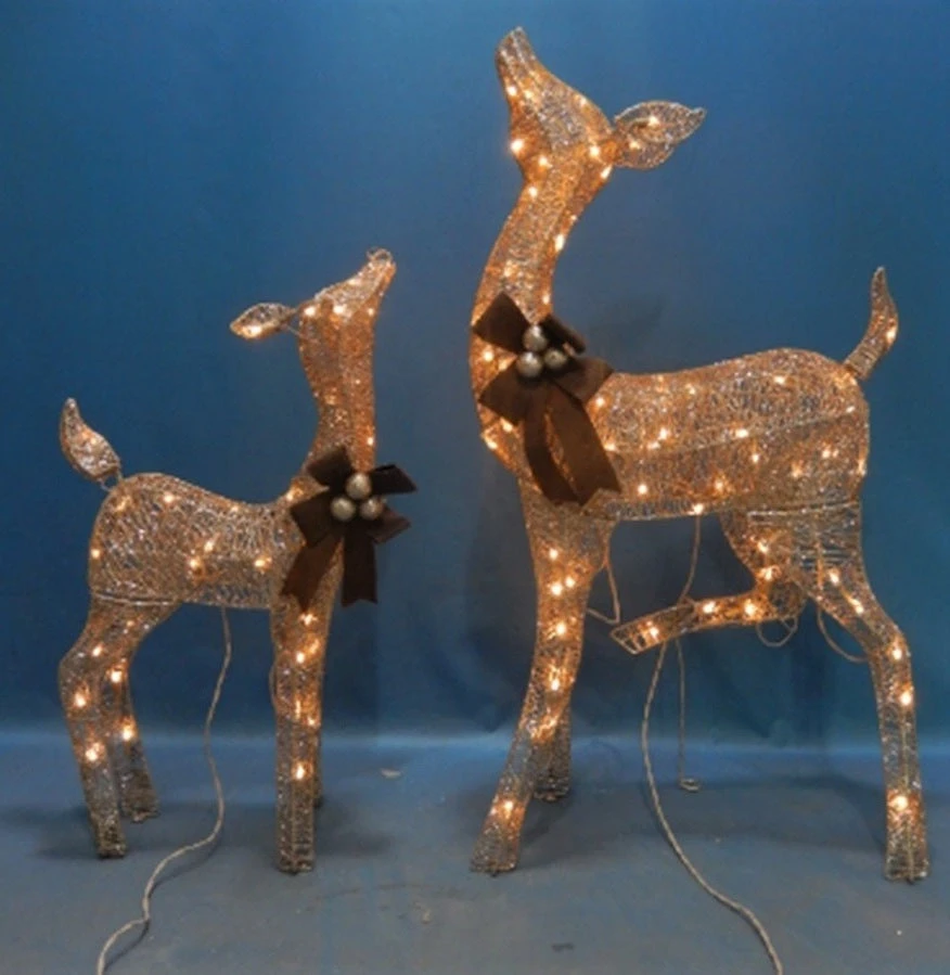 Warm White LED Doe And Fawn Sculpture Set 2 Warm White LED Doe And Fawn Sculpture Set - Image 2