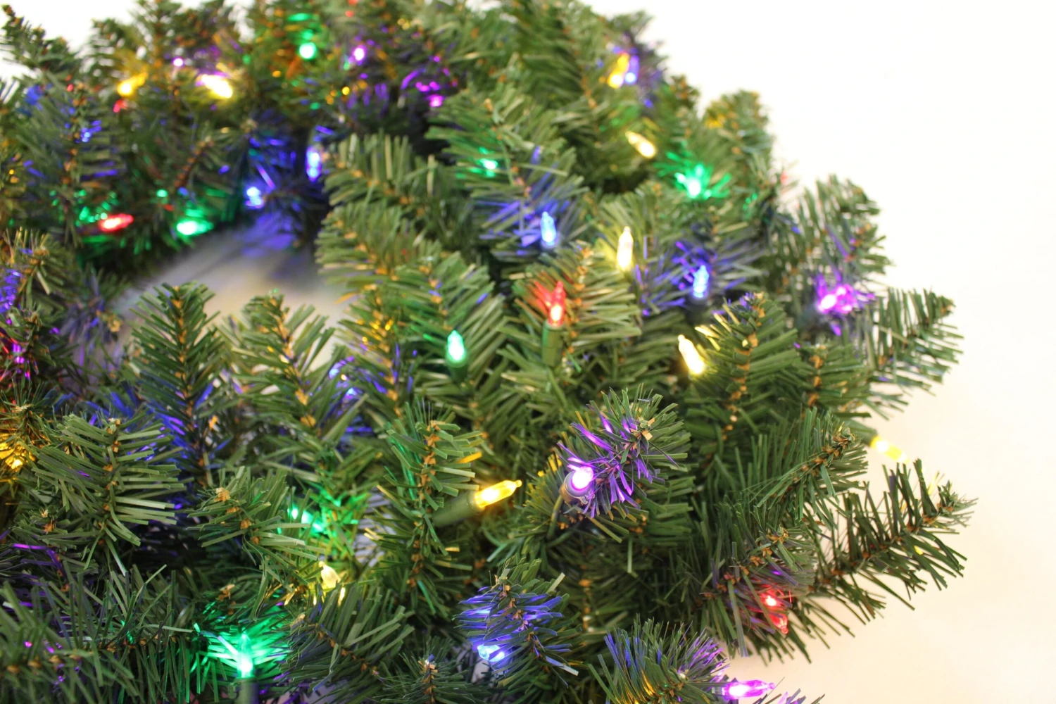 30" Tiffany Christmas Wreath Pre-Lit With 100 Multi-Colored LED Lights 2 30" Tiffany Christmas Wreath Pre-Lit With 100 Multi-Colored LED Lights - Image 2