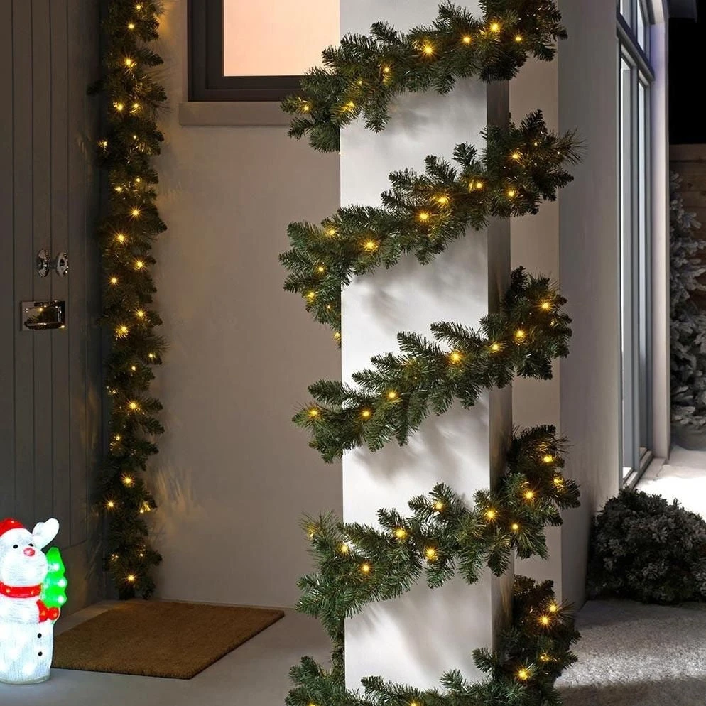 9' Pre-Lit Tiffany Christmas Garland 1 9' Pre-Lit Tiffany Christmas Garland