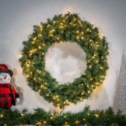 24" Canadian Pine Pre-Lit Artificial Christmas Wreath 7 24" Canadian Pine Pre-Lit Artificial Christmas Wreath -Courtyard Home Furnishings Store 993146