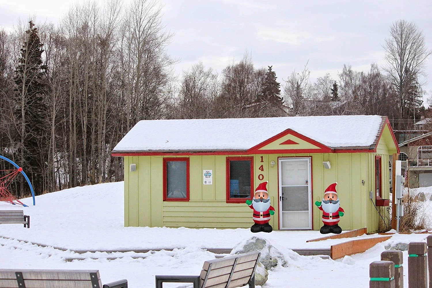 4' Airblown® Inflatable African American Santa 5 4' Airblown® Inflatable African American Santa - Image 5