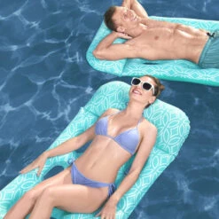 BWT Comfort Plush™ Floating Mat From Bestway 9 BWT Comfort Plush™ Floating Mat From Bestway -Courtyard Home Furnishings Store 995083 37c7bc2f 3cca 4946 a302 f956c6fbb1ae