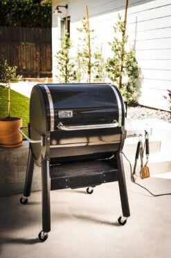 Weber SmokeFire EX4 Wood Fired Pellet Grill 23 Weber SmokeFire EX4 Wood Fired Pellet Grill -Courtyard Home Furnishings Store 997730 c91e2b99 4ea2 4a31 a692 497ac1d354f5