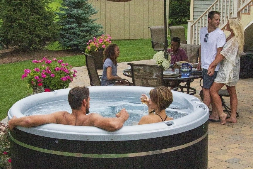 Crown XL Classic Series Nordic Hot Tub 3 Crown XL Classic Series Nordic Hot Tub - Image 3