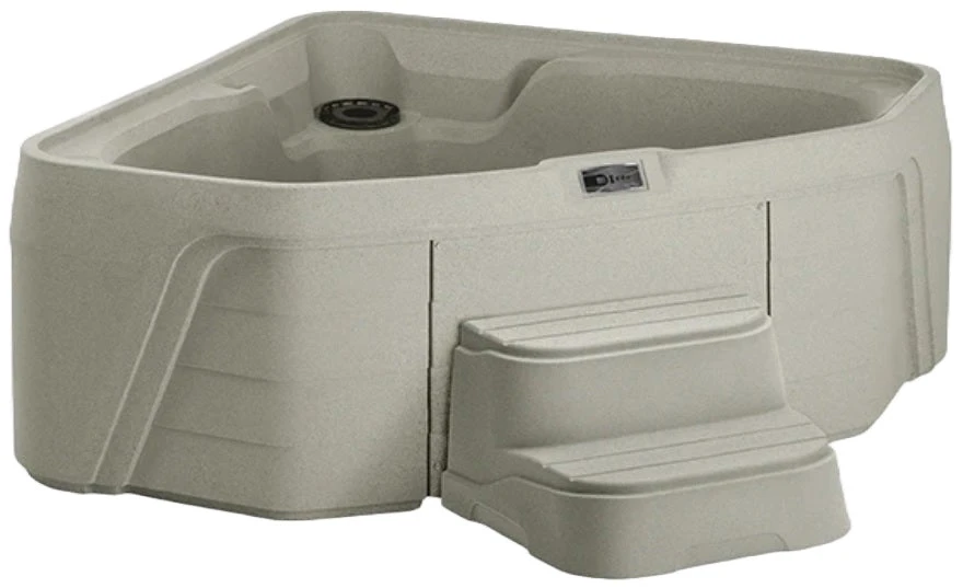 Freeflow Spas Tristar Sport Hot Tub 1 Freeflow Spas Tristar Sport Hot Tub